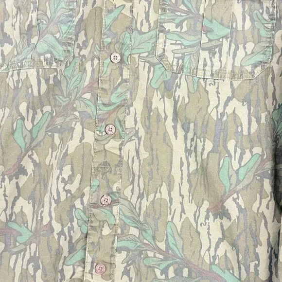Vintage Mossy Oak Camo Button Up Shirt Mens Medium Vented Hunting Cotton - Picture 2 of 11